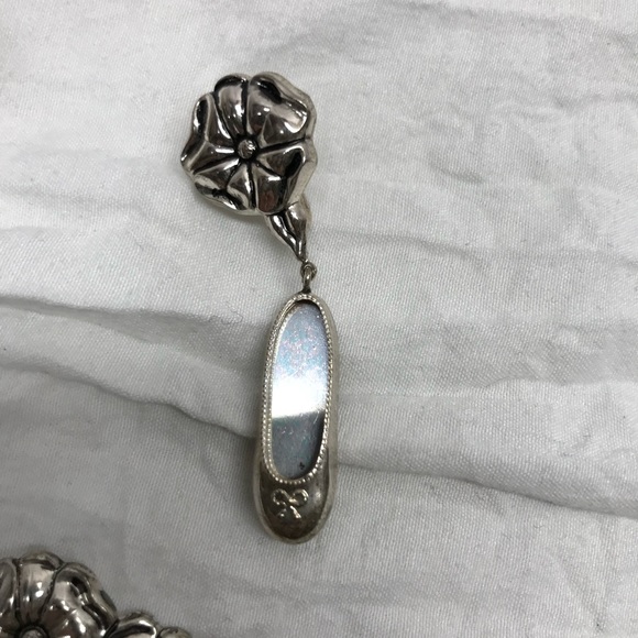 Vintage 1950's Sterling Reed & Barton Ballet Shoes Brooch Pin and Earrings Set - Picture 4 of 12